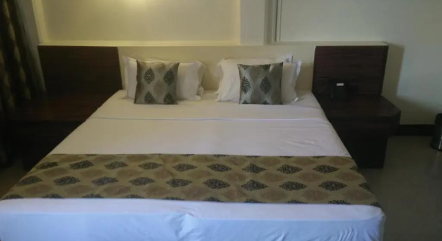 Номер Deluxe с видом на океан Strand Hotel, Colaba - A Seafront property