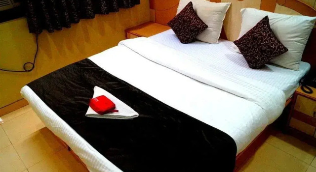 Oyo Rooms Shirole Road, Забронировать Отель Отели штата Махараштры 3 звезды, 3*
