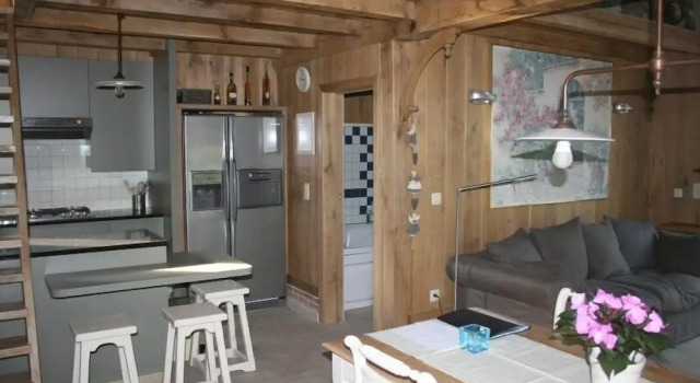 Коттедж с 2 комнатами B&B Domein Leegendael