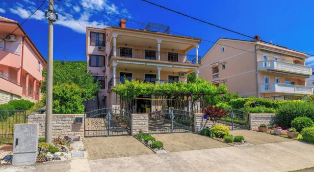 Apartment Katarina