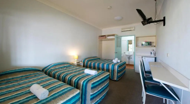Четырёхместный номер Standard Lamington Hotel Motel - Detached Motel