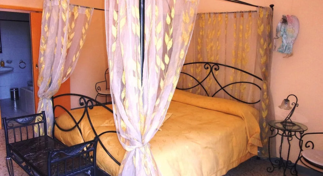 Четырёхместный номер Superior c 1 комнатой с балконом Angeli dell'Osanna B&B
