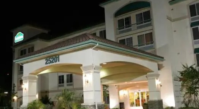 Кровать в общем номере La Quinta by Wyndham Santa Clarita - Valencia