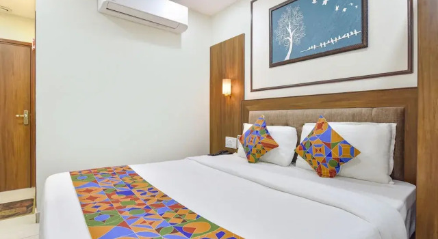 Номер Deluxe FabHotel LFC
