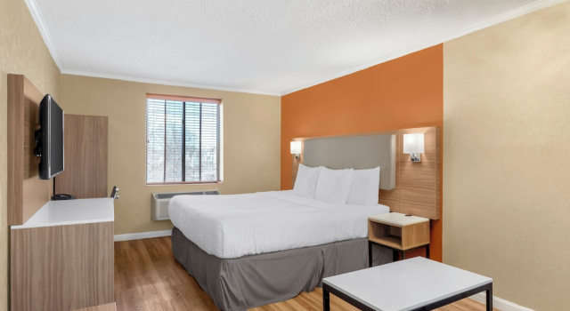 Двухместный люкс Quality Inn JFK Airport Rockaway Blvd