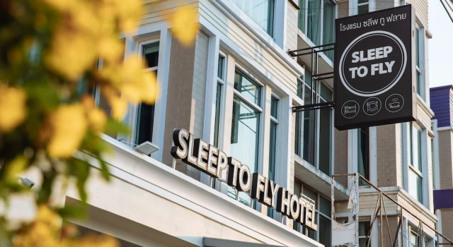 Sleep To Fly Hotel & Hostel