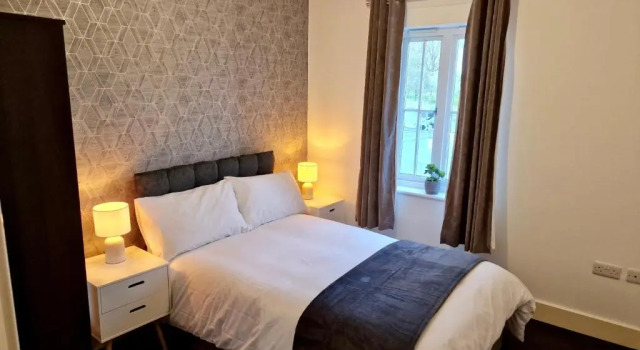 Entire Central 2 Bedroom Apartment (With Parking), Забронировать Апартаменты/квартира Апартаменты Йоркширских вересковых поля, Апартаменты/квартира