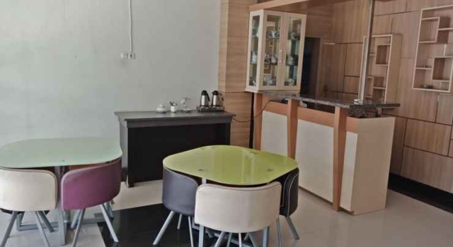 Hotel Tri Multi, Prenota Hotel Hotel a Sulawesi con parcheggio, Parcheggio