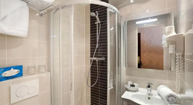 Двухместный номер Comfort The Originals City Hotel Paix Republique