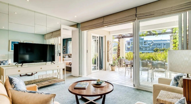 Коттедж Secure 2bed Apartment in the Marina Carradale 002