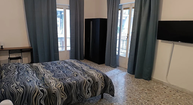 B&B Napoli Fuorigrotta, Забронировать Отель «постель и завтрак» Фьера-Фуоригротта Неаполь, рядом с Выставочный центр Mostra d'Oltremare