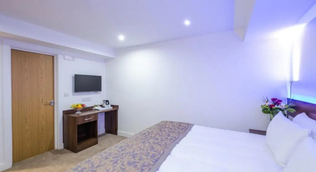 Номер Standard Signature Hotel London