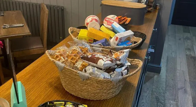 OYO Tamworth Arms Boutique Pub & Hotel, Забронировать Бутик-отель Тамуэрт Стаффордшир, рядом с The Lamb Ground