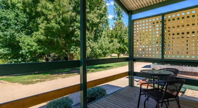 Номер Standard с 2 комнатами с видом на реку Bright Riverside Holiday Park