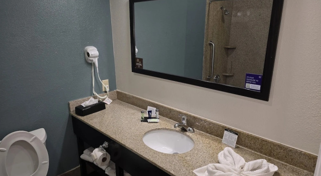 Люкс Sleep Inn & Suites