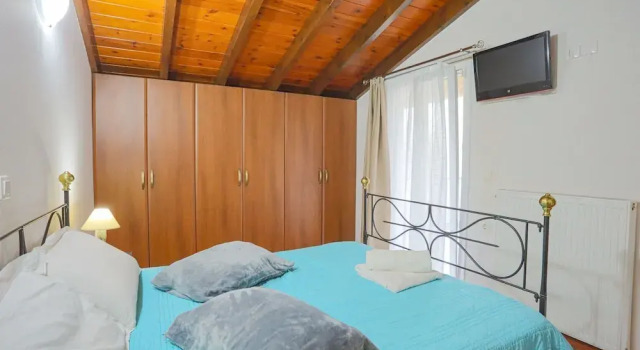 Коттедж Jokos House in Roda With 2 Bedrooms and 2 Bathrooms