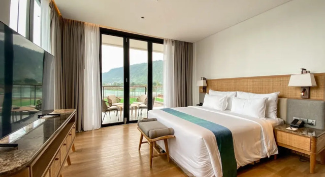 Четырёхместная вилла с 2 комнатами Marianna Resort And Convention Tuktuk - Samosir, Marclan Collection