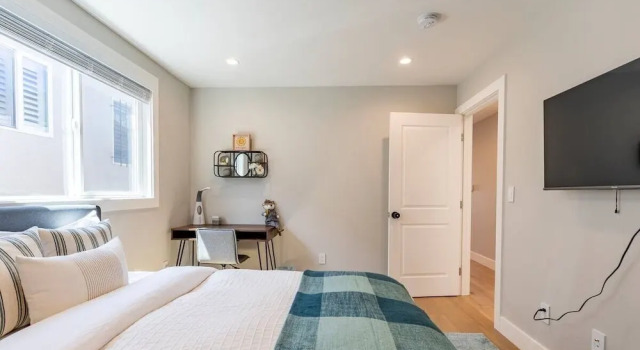 Lux Apartment on hill close to SF
