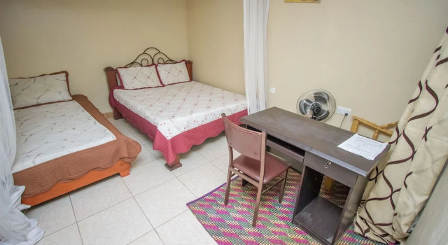 Njovu Park Lodge, Đặt Khách sạn Kabatoro Western Uganda