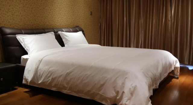 Junyi Grioup Hotel Limited, Забронировать Отель Бизнес-отели Шаньдун, 4* 5*