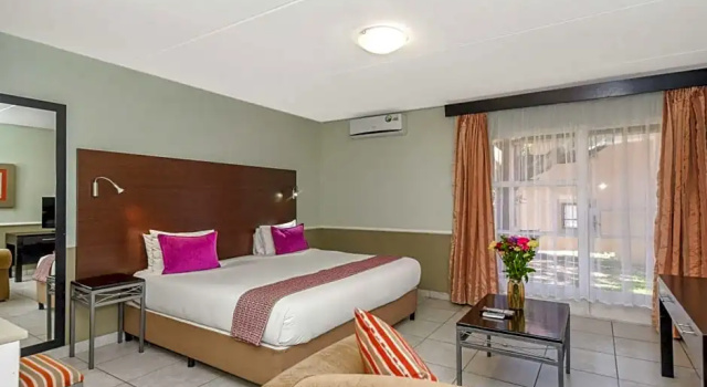 Номер Deluxe Mercure Hotel Nelspruit
