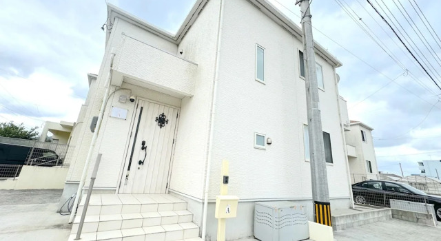 Grandioso Okinawa Villa Onna 1, Varaa Villa Mökit kohteessa Okinawa, Mökki