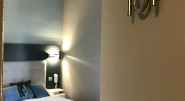 Hotel La Calanque, Забронировать Отель Манделье-ла-Напуль Mimosa Road