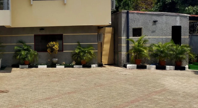 Mozini Homes, Rezervovat Hotel Wellness hotely v Bwari, SPA