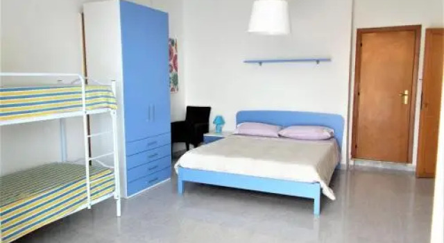 Foresta 4, Prenota Hotel Pisciotta 