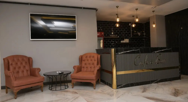 Daymonth Hotel, Varaa Hotelli Hotellit Marmara-alue pysäköinnillä, Pysäköinti