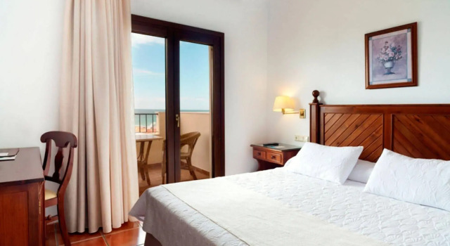 Hotel Antonio II, Забронировать Отель Саара-де-лос-Атунес Коста-де-ла-Лус