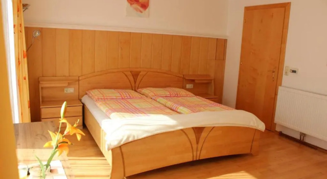 Апартаменты с 2 комнатами с балконом и с видом на горы Ferienwohnung Schnell
