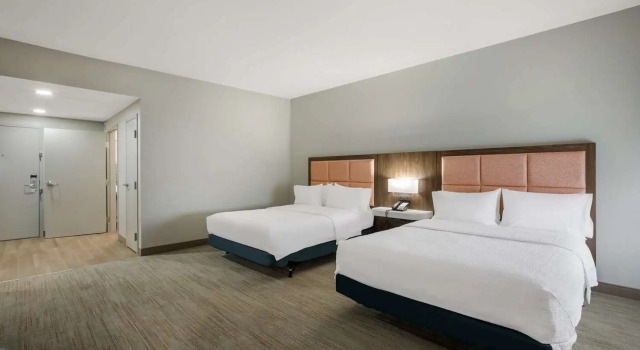 Номер Standard Hampton Inn Linden