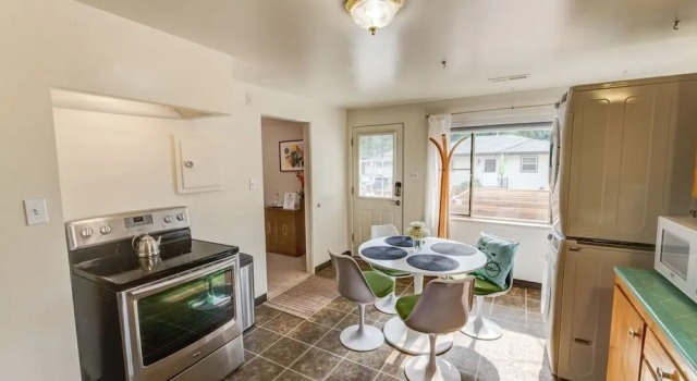 Апартаменты 1 Br70's Inspired Comfy Condoclose to Broadmoor