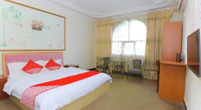 Двухместный люкс Deluxe Oyo Yongxing Hotel