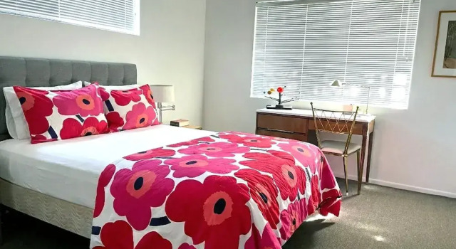 The Gateway Boutique Vacation Rentals, Забронировать Бутик-отель Дезерт-Хот-Спрингс Palm Springs Metropolitan Area