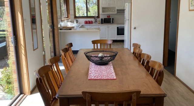Коттедж Comfort с 5 комнатами Hunter Homestead