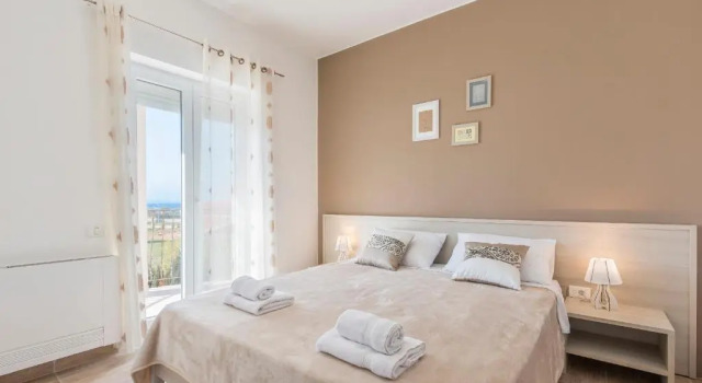 Апартаменты c 1 комнатой с балконом и с видом на море Apartments Villa Nina