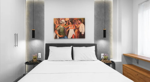 Апартаменты White and Wood Nilie Hospitality MGMT