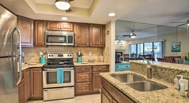 Апартаменты Sea La Vie: Sunny Indian Rocks Beach Condo!