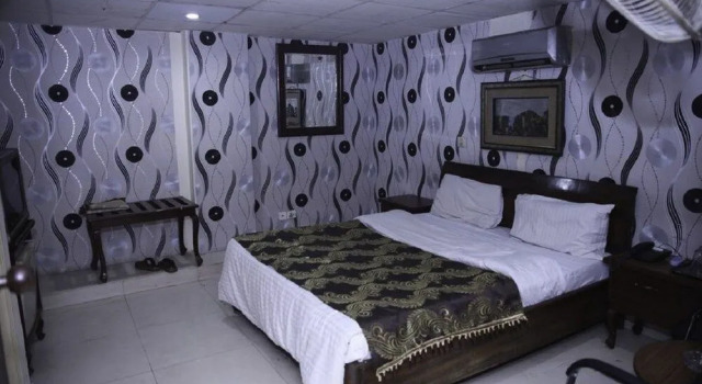 Mars Hotel