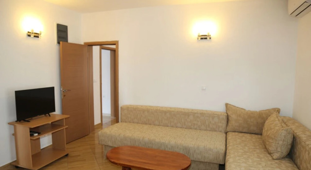 Stunning 1-bed Apartment in Ulcinj