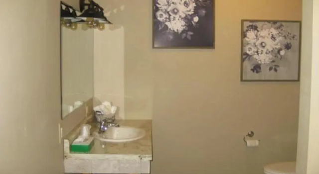 Трёхместный номер Standard Big Horse Inn and Suites