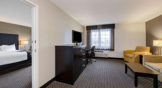 Двухместный люкс c 1 комнатой La Quinta by Wyndham Cleveland Macedonia