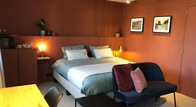 Camera Standard B&B Maris Logies