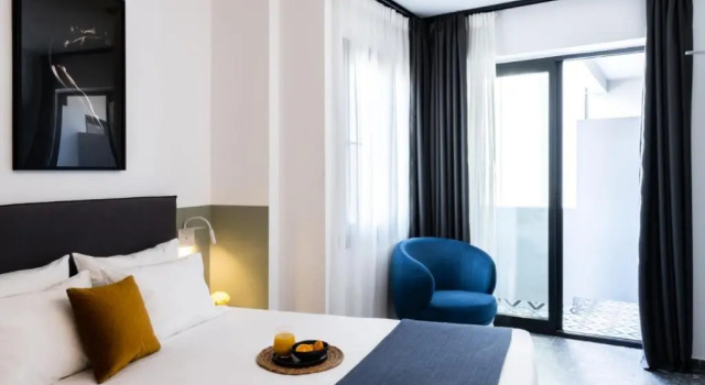 Двухместный номер Standard с балконом Play Theatrou Athens a member of Brown Hotels