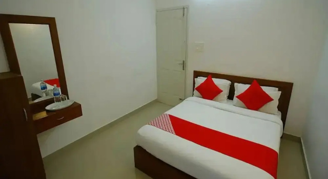 Palm View Residency By OYO Rooms