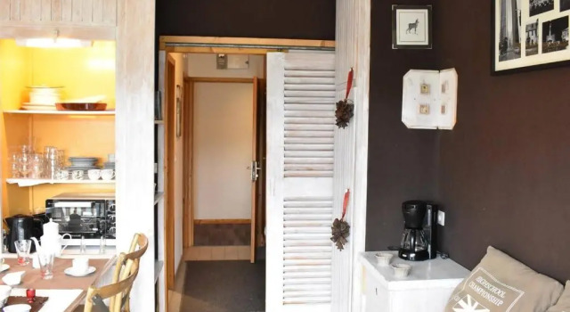 Appartement Méribel, 1 pièce, 4 personnes - FR-1-180-30