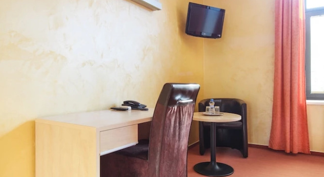 Двухместный номер Standard Hotel Conti