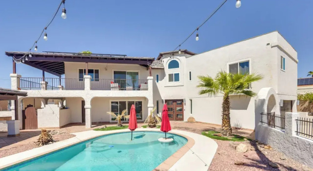 Коттедж 2 Mi to Lake Havasu & Dtwn: Home w/ Game Room!